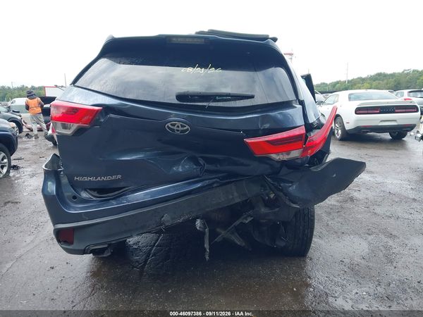 2019 TOYOTA HIGHLANDER LE — I119