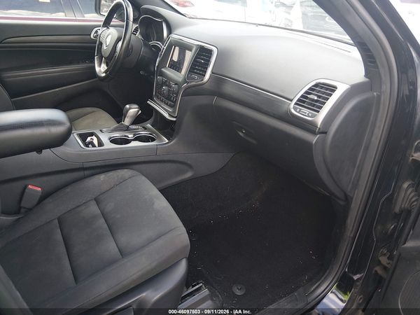 2020 JEEP GRAND CHEROKEE LAREDO E 4X4 — I5