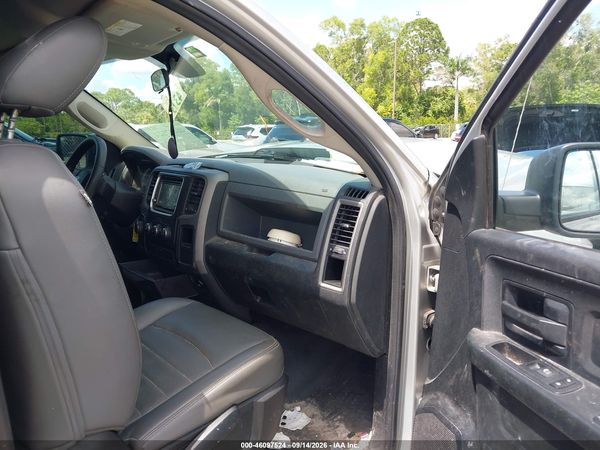 2017 RAM 1500 TRADESMAN  4X2 6'4 BOX — I5