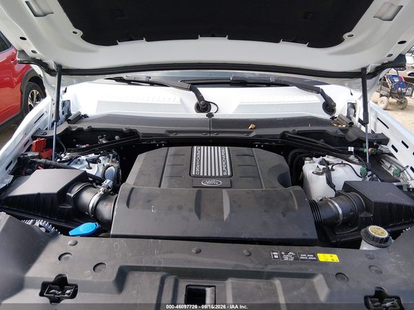 2025 LAND ROVER DEFENDER 110 P500 X-DYNAMIC SE — I10