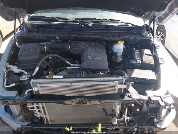 2022 RAM 1500 CLASSIC SLT  4X2 5'7 BOX