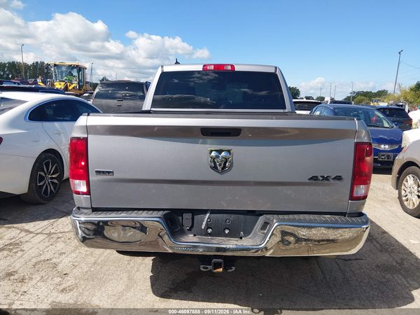 2022 RAM 1500 CLASSIC SLT  4X2 5'7 BOX