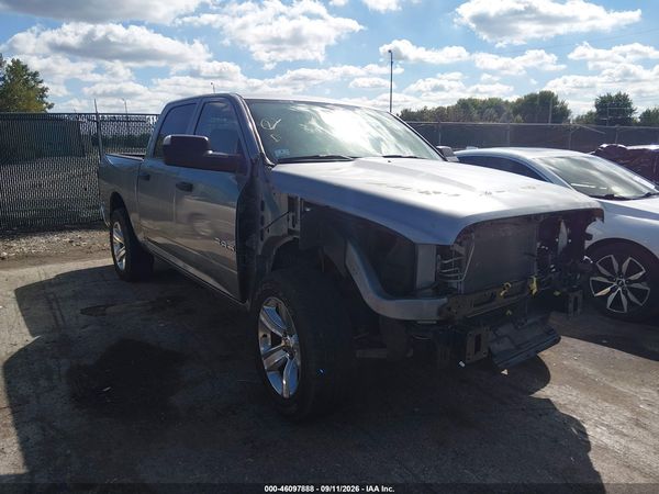 2022 RAM 1500 CLASSIC SLT  4X2 5'7 BOX