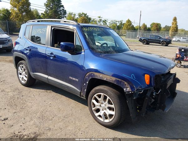 2017 JEEP RENEGADE LATITUDE 4X4 — I1