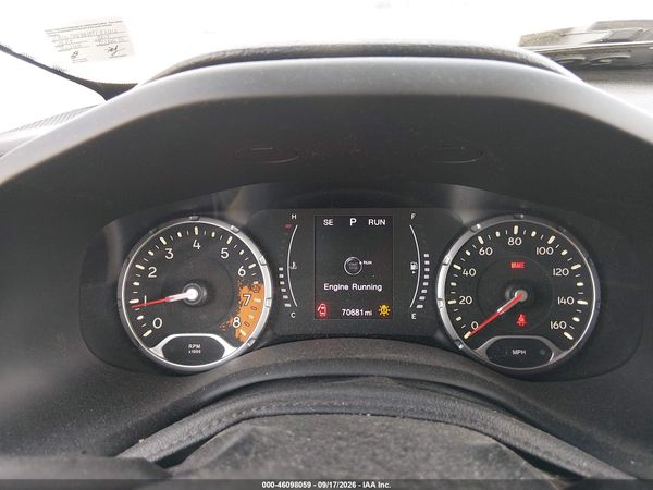 2017 JEEP RENEGADE LATITUDE 4X4 — I7
