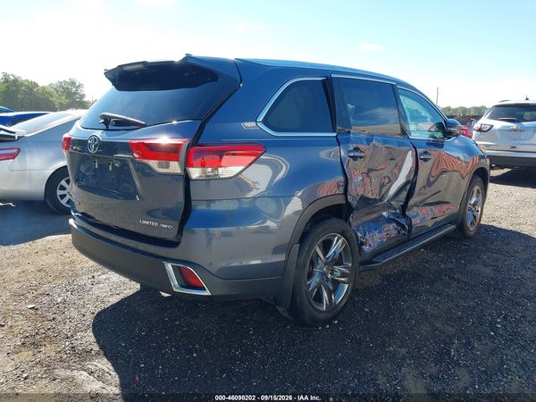 2018 TOYOTA HIGHLANDER LIMITED PLATINUM — I4