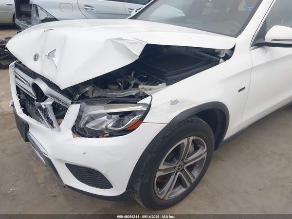 2019 MERCEDES-BENZ GLC 350E 4MATIC