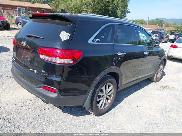 2016 KIA SORENTO 2.4L LX — I4