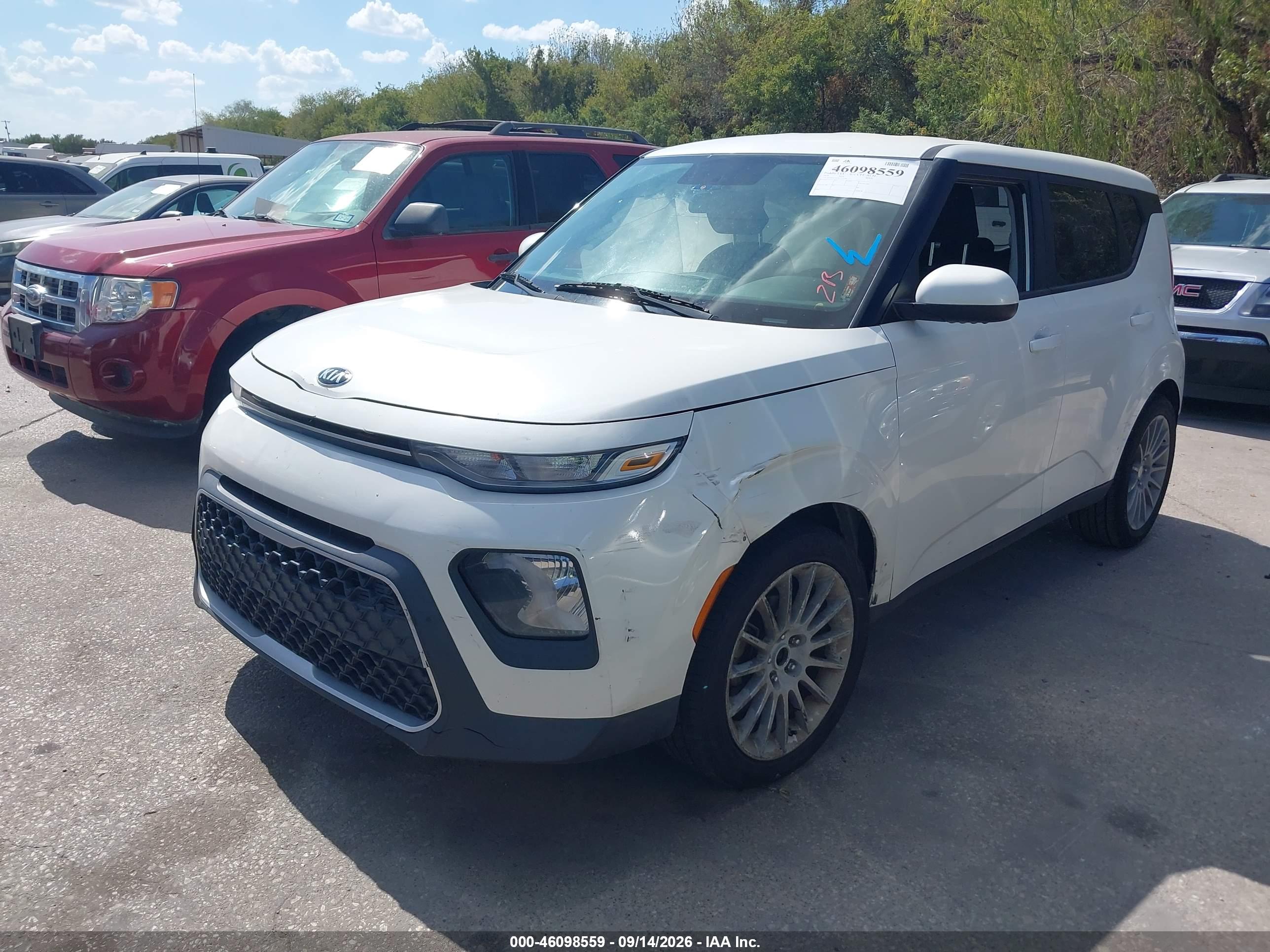 2020 KIA SOUL LX — I2
