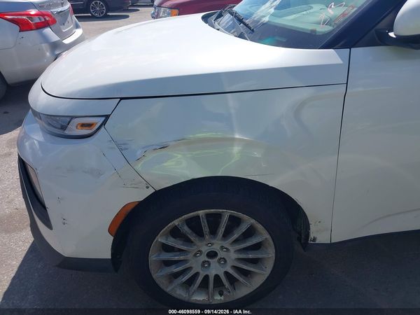 2020 KIA SOUL LX — I6