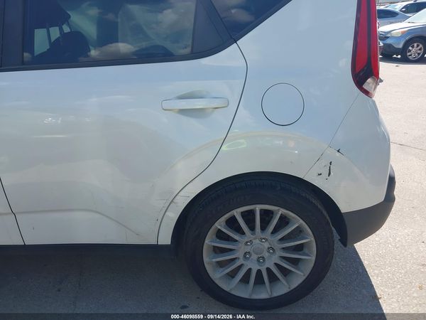 2020 KIA SOUL LX — I152