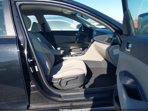 2017 KIA OPTIMA HYBRID Hybrid Base — I5