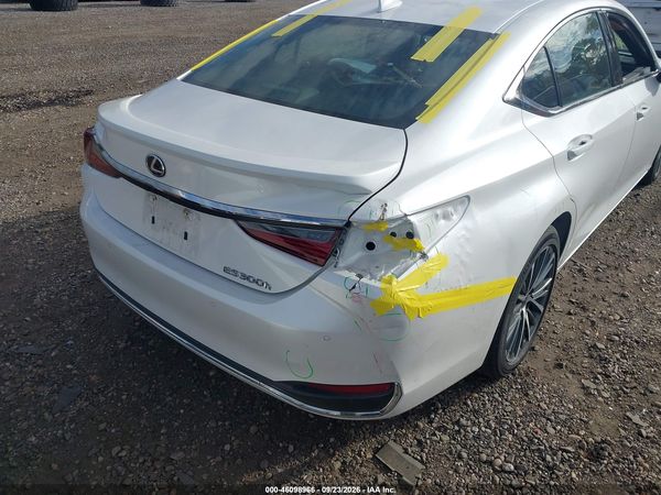 2023 LEXUS ES 300H 300h Premium — I6