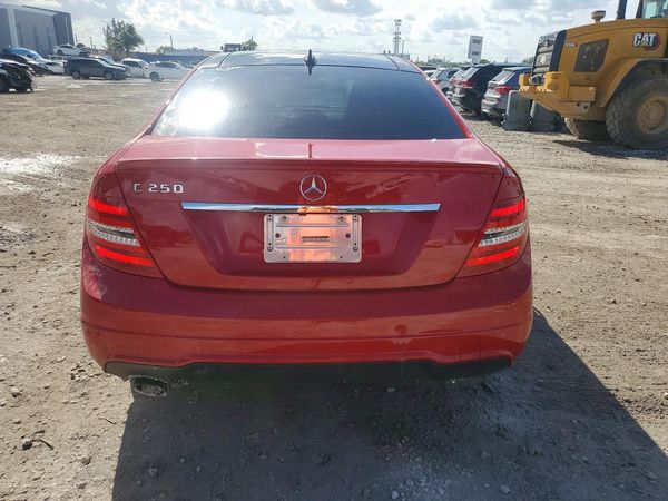 2014 MERCEDES-BENZ C C250