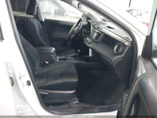 2018 TOYOTA RAV4 LE — I5
