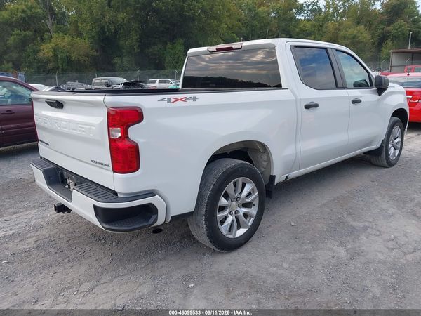 2022 CHEVROLET SILVERADO 1500 4WD  SHORT BED CUSTOM — I4