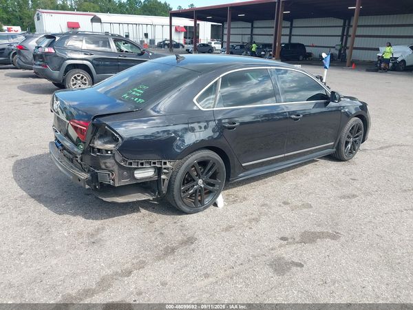 2017 VOLKSWAGEN PASSAT 1.8T R-LINE — I4