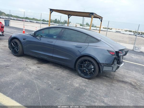 2022 TESLA MODEL 3 — I3