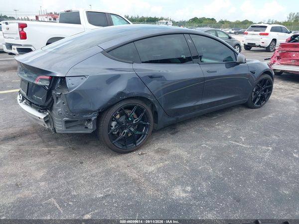 2022 TESLA MODEL 3 — I4