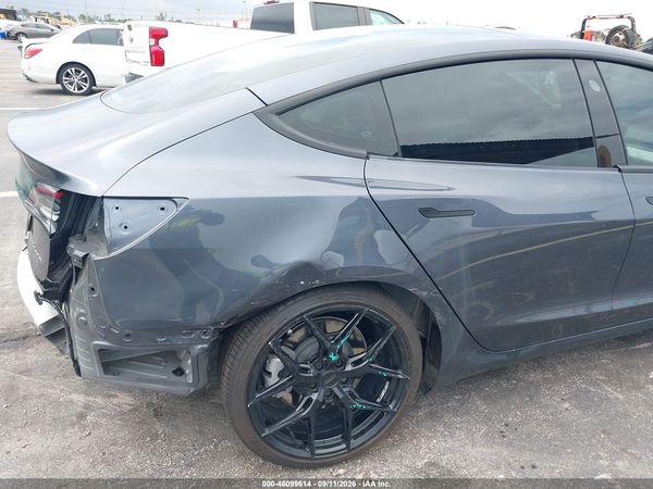 2022 TESLA MODEL 3 — I6
