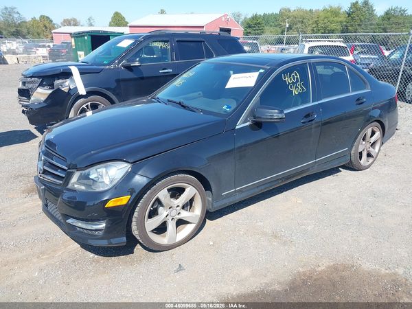 2014 MERCEDES-BENZ C 250 — I2