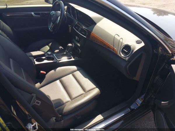 2014 MERCEDES-BENZ C 250 SPORT — I5