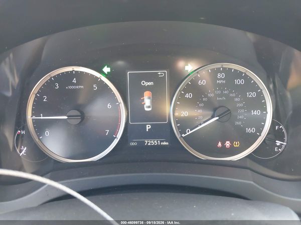 2019 LEXUS IS 300 — I7