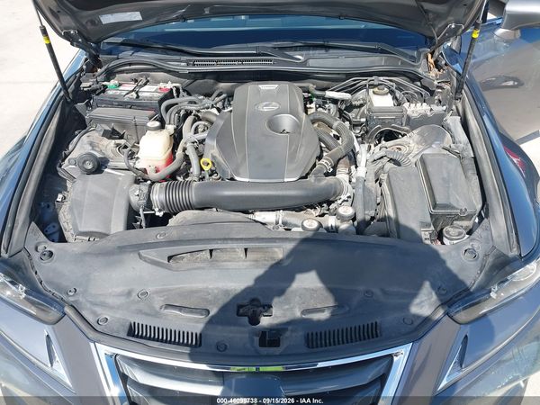 2019 LEXUS IS 300 — I10