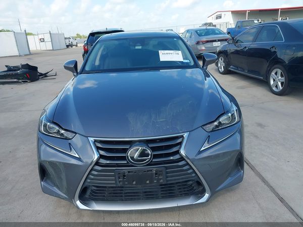 2019 LEXUS IS 300 — I115