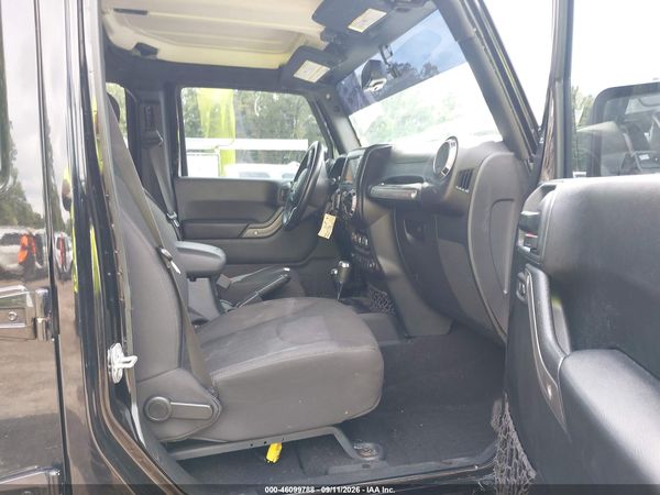 2017 JEEP WRANGLER UNLIMITED SPORT 4X4 — I5