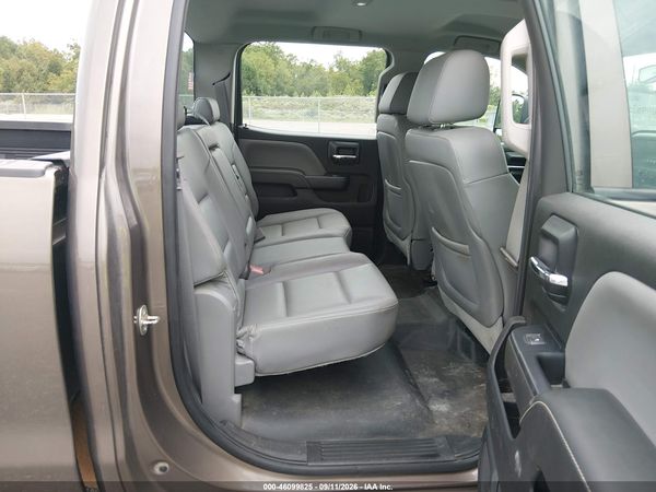 2015 CHEVROLET SILVERADO 3500HD WT — I8