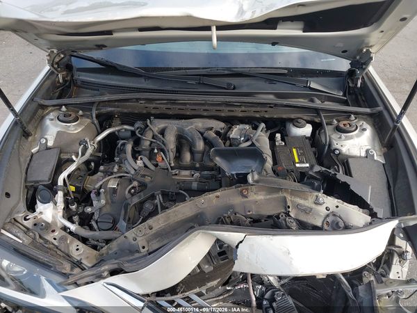 2019 LEXUS ES 350 — I10