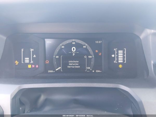 2026 TOYOTA 4RUNNER SR5 — I7