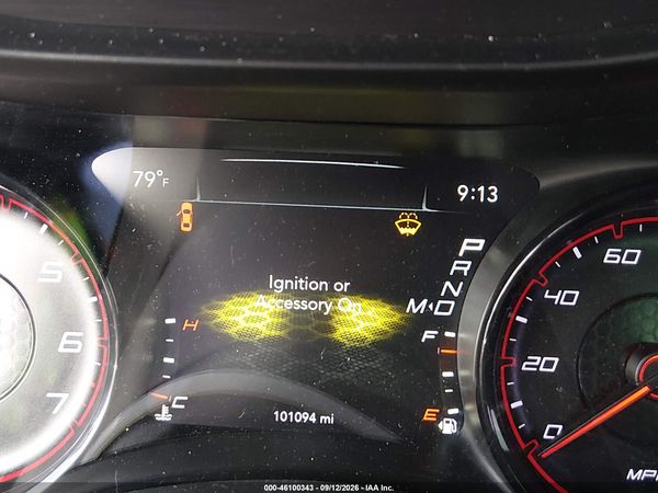 2016 DODGE CHARGER SXT — I118