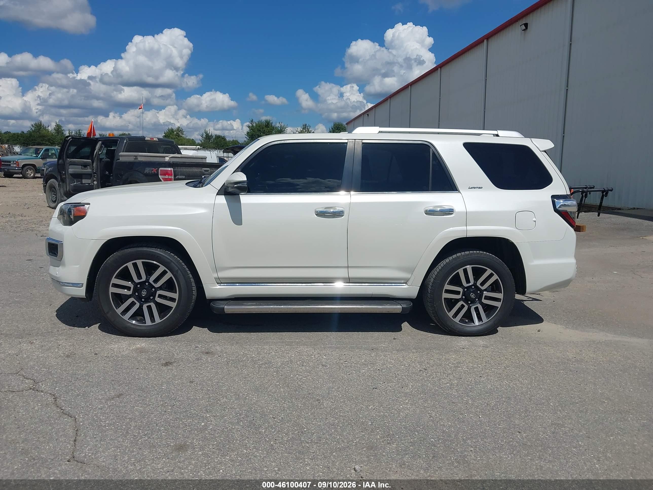 2017 TOYOTA 4RUNNER LIMITED