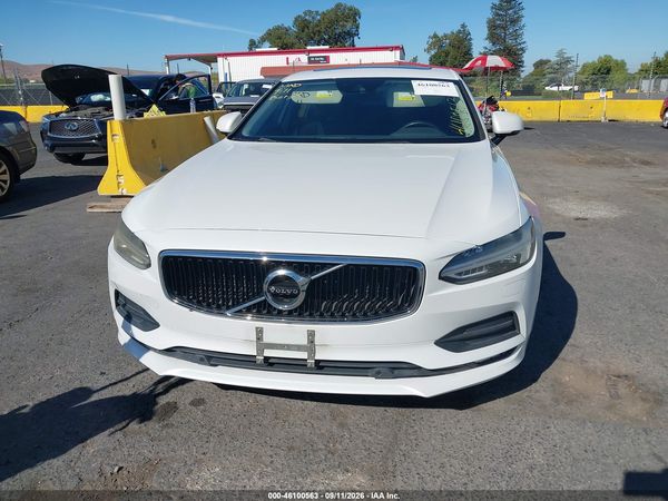 2017 VOLVO S90 T5 MOMENTUM — I115