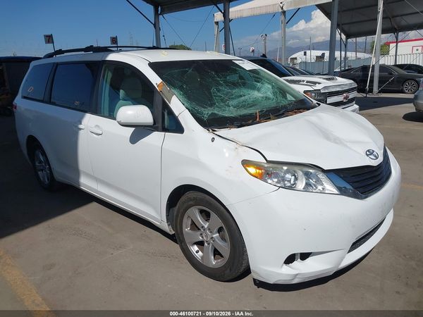 2012 TOYOTA SIENNA LE V6 8 PASSENGER — I1