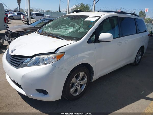 2012 TOYOTA SIENNA LE V6 8 PASSENGER — I2