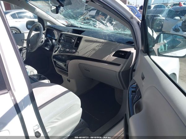 2012 TOYOTA SIENNA LE V6 8 PASSENGER — I5