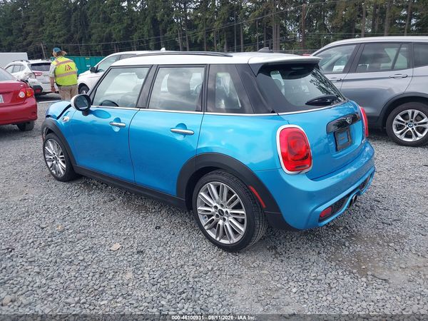 2015 MINI HARDTOP COOPER S — I3