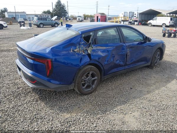 2026 KIA K4 LXS
