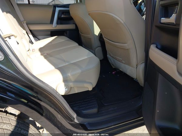 2016 TOYOTA 4RUNNER SR5 PREMIUM — I8