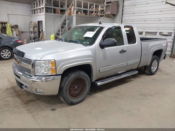 2012 CHEVROLET SILVERADO 1500 — I2