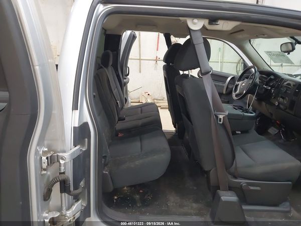 2012 CHEVROLET SILVERADO 1500 LT — I8