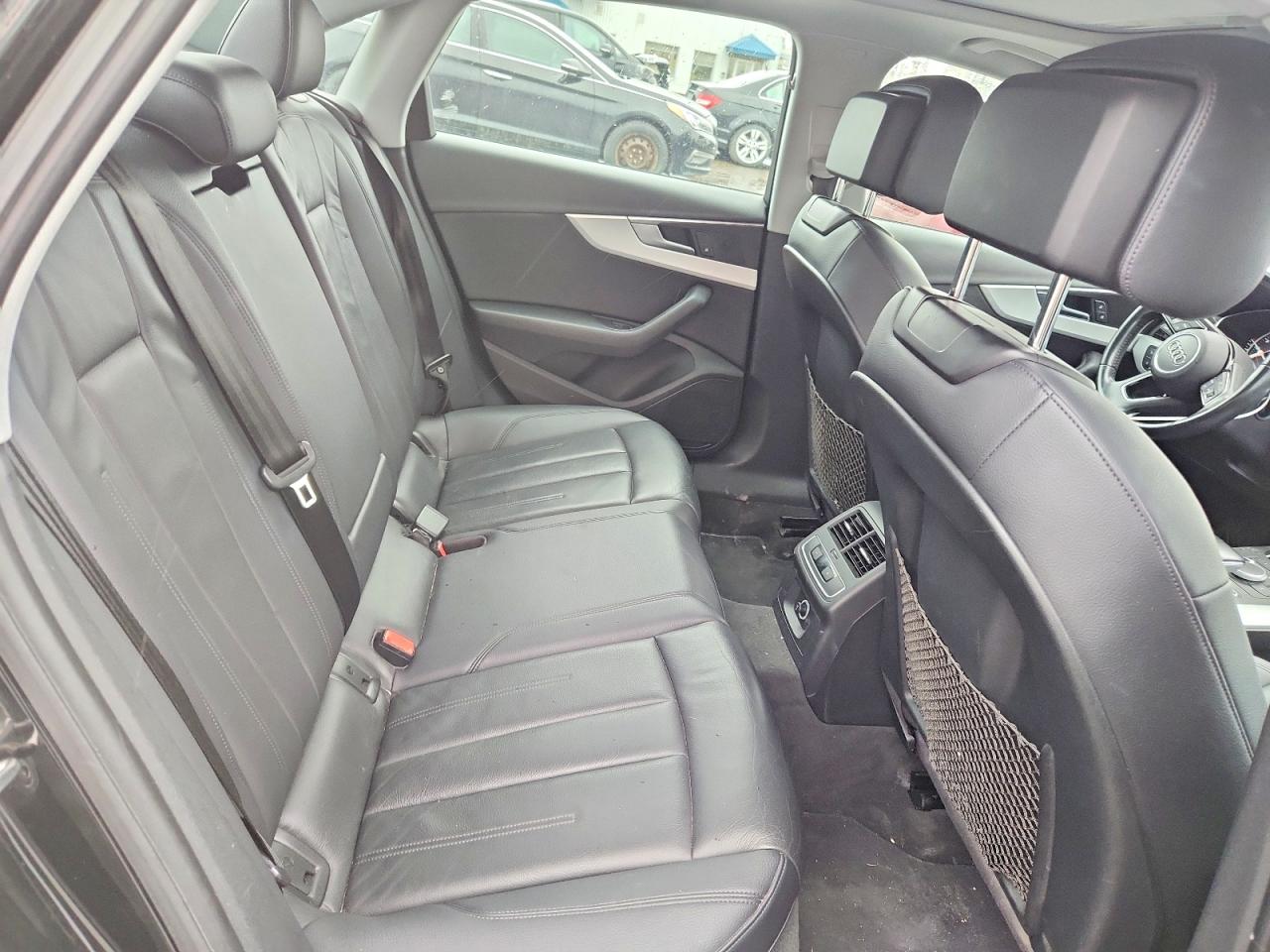 2017 AUDI A4 quattro Premium