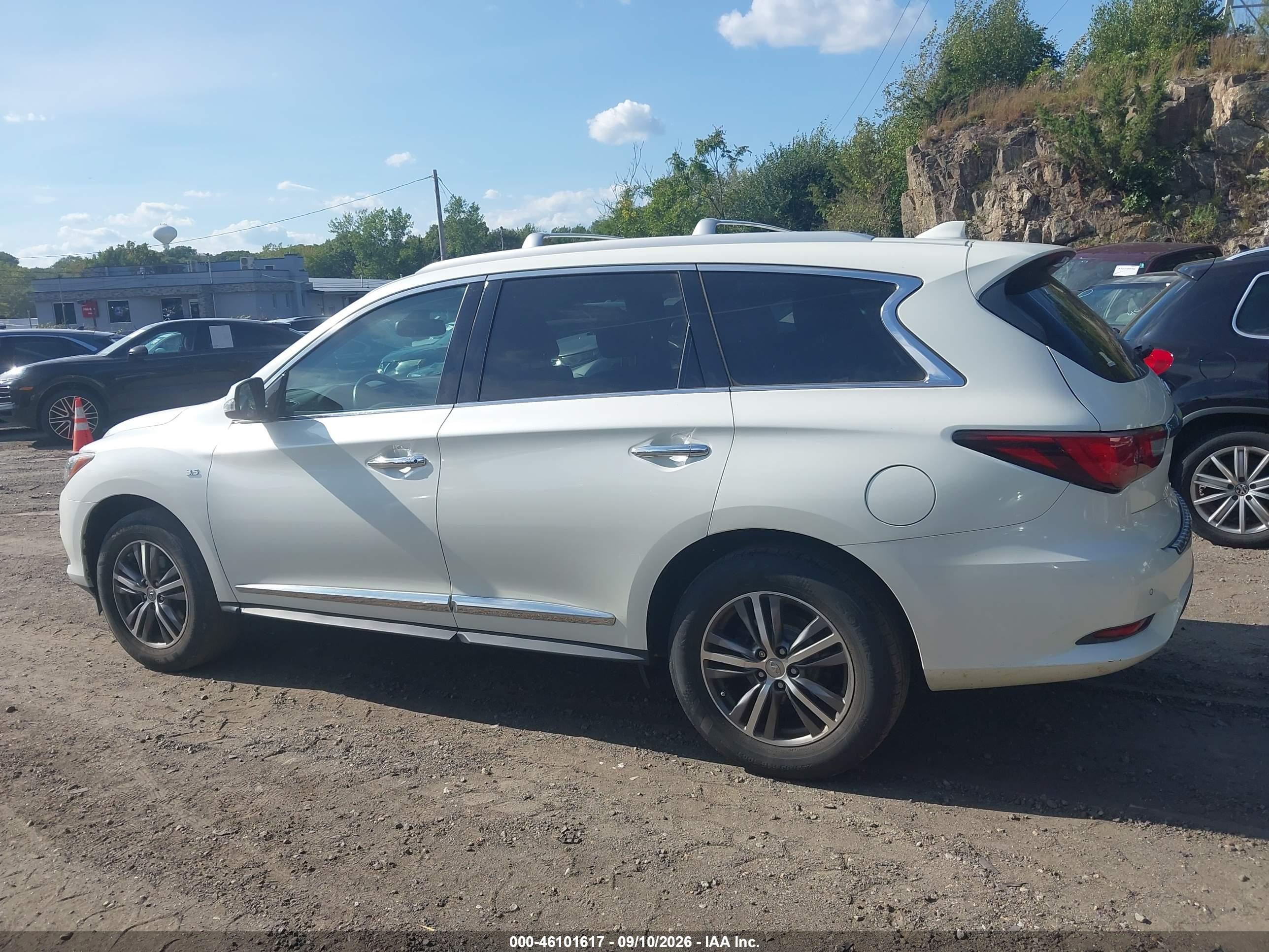 2016 INFINITI QX60
