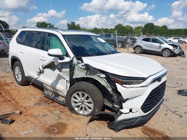 2024 TOYOTA GRAND HIGHLANDER XLE — I1