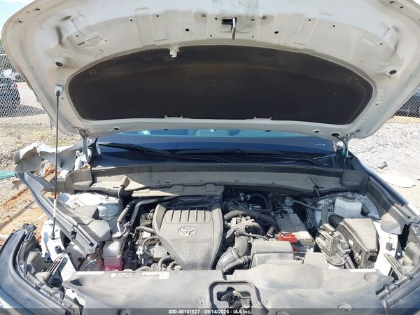 2024 TOYOTA GRAND HIGHLANDER XLE — I10