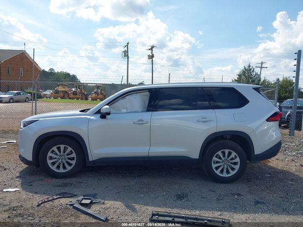 2024 TOYOTA GRAND HIGHLANDER XLE — I117