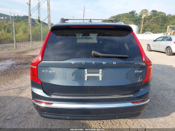 2023 VOLVO XC90 B6 PLUS 7-SEATER — I13